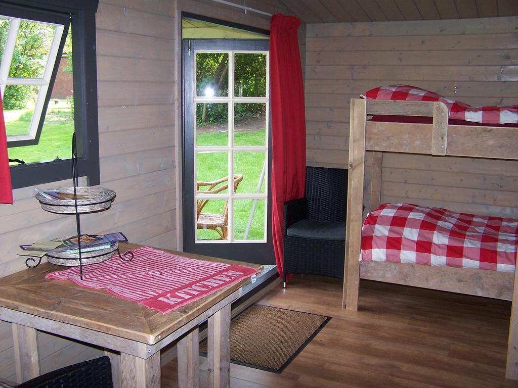 'T Ossenschot Bed & Breakfast Ter Apel Стая снимка