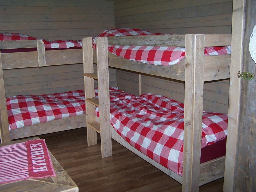 'T Ossenschot Bed & Breakfast Ter Apel Стая снимка